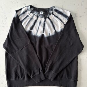 Women’s Black and White Tie-Dye Sweatshirt from Old Navy - Size XL